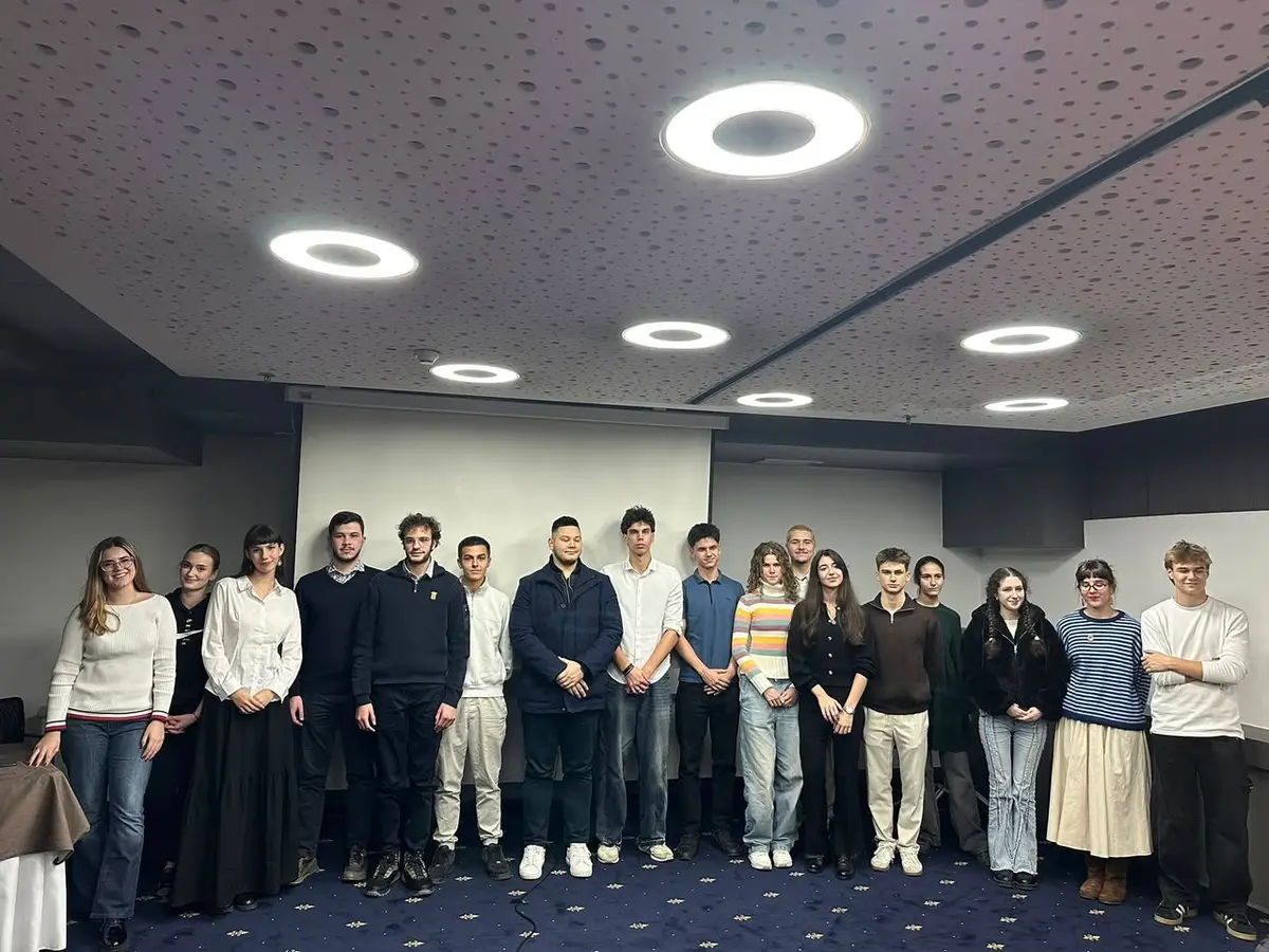 Potpisani ugovori s novim stipendistima Rotary za izvrsnost